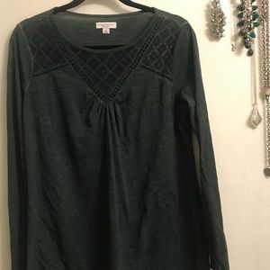 Liz Lange maternity top